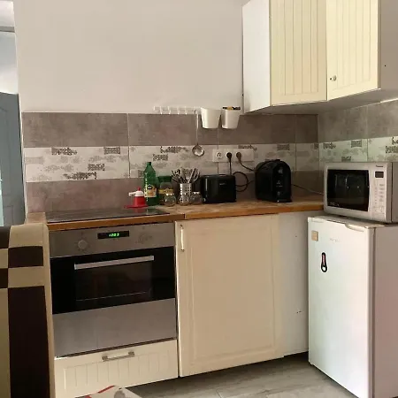 Theodor Tomaj 3bdr Ac Garden Terrace